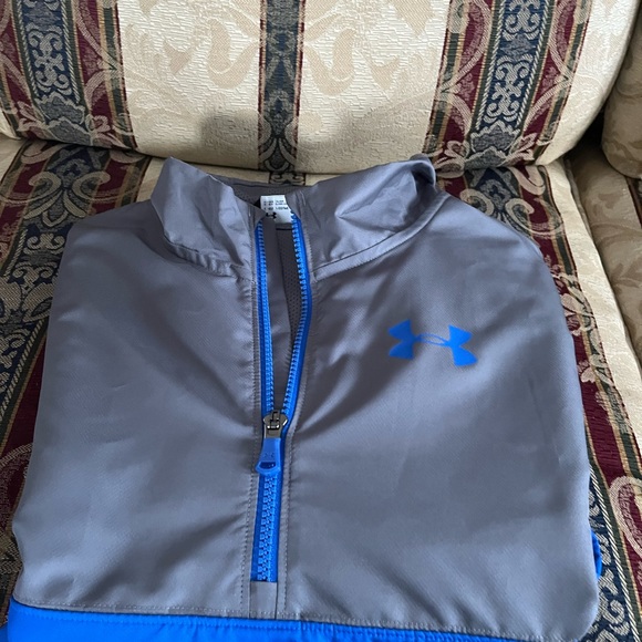 Under Armour boys Windbreaker in blue and gray, half zip with elastic waist - Picture 3 of 16